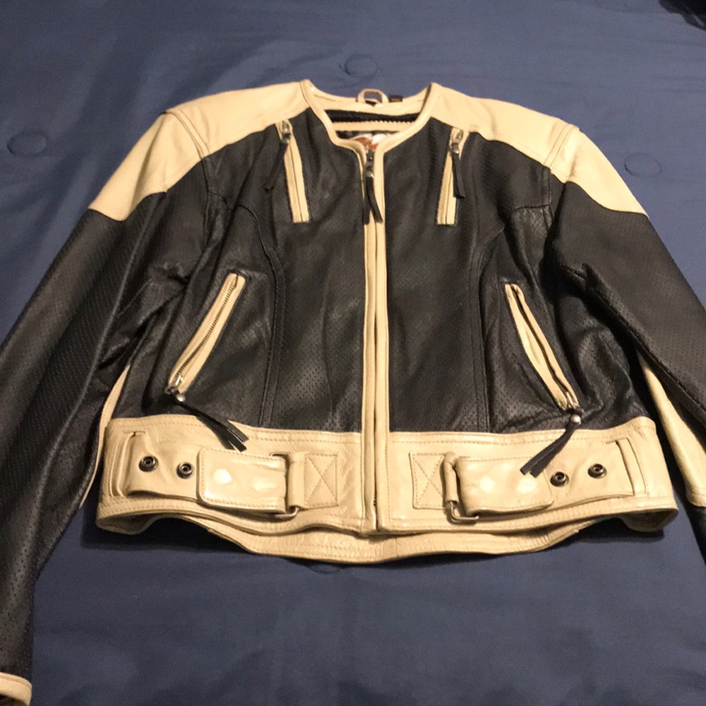 Harley Davidson ladies leather jacket sz s